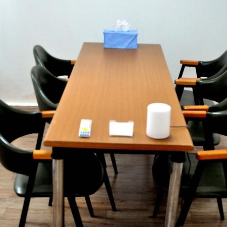 Gwangju Songjeong Station Guesthouse Кванджу Экстерьер фото